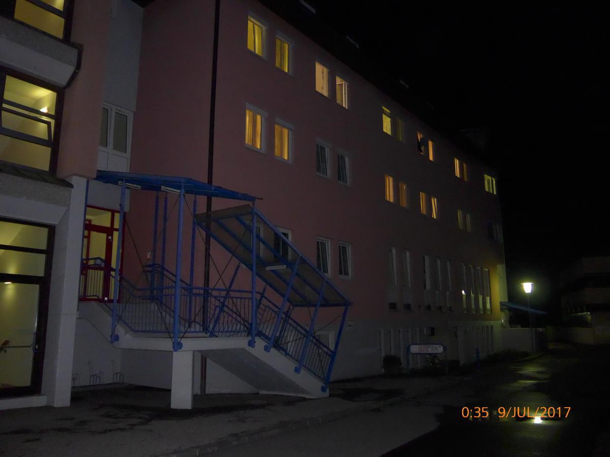Отель Kolpinghaus Spittal Шпитталь-ан-дер-Драу Экстерьер фото